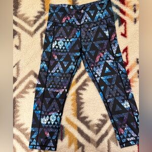 cvg leggings Medium capri length